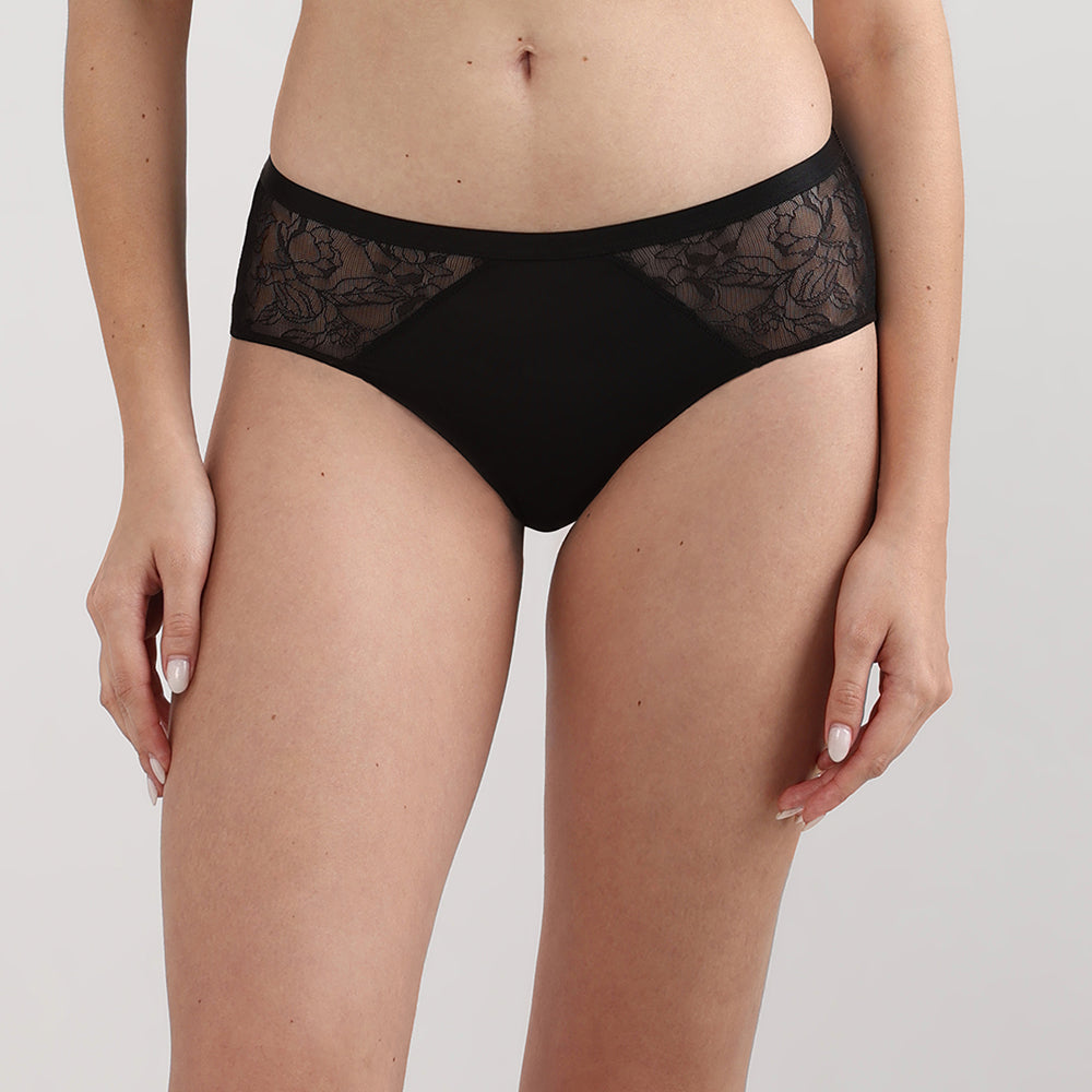 Wacoal Women’s BASICS Zoe Mid-waist Medium Coverage Everyday wear Hipster Panty-Black