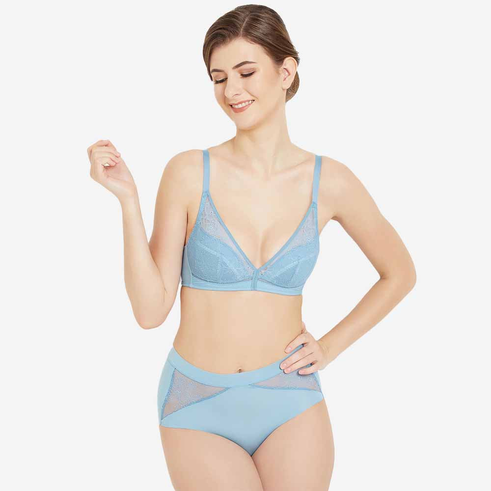 Looping Padded Non-wired  3/4th Cup Everyday Wear Medium coverage Lace Bra - Blue