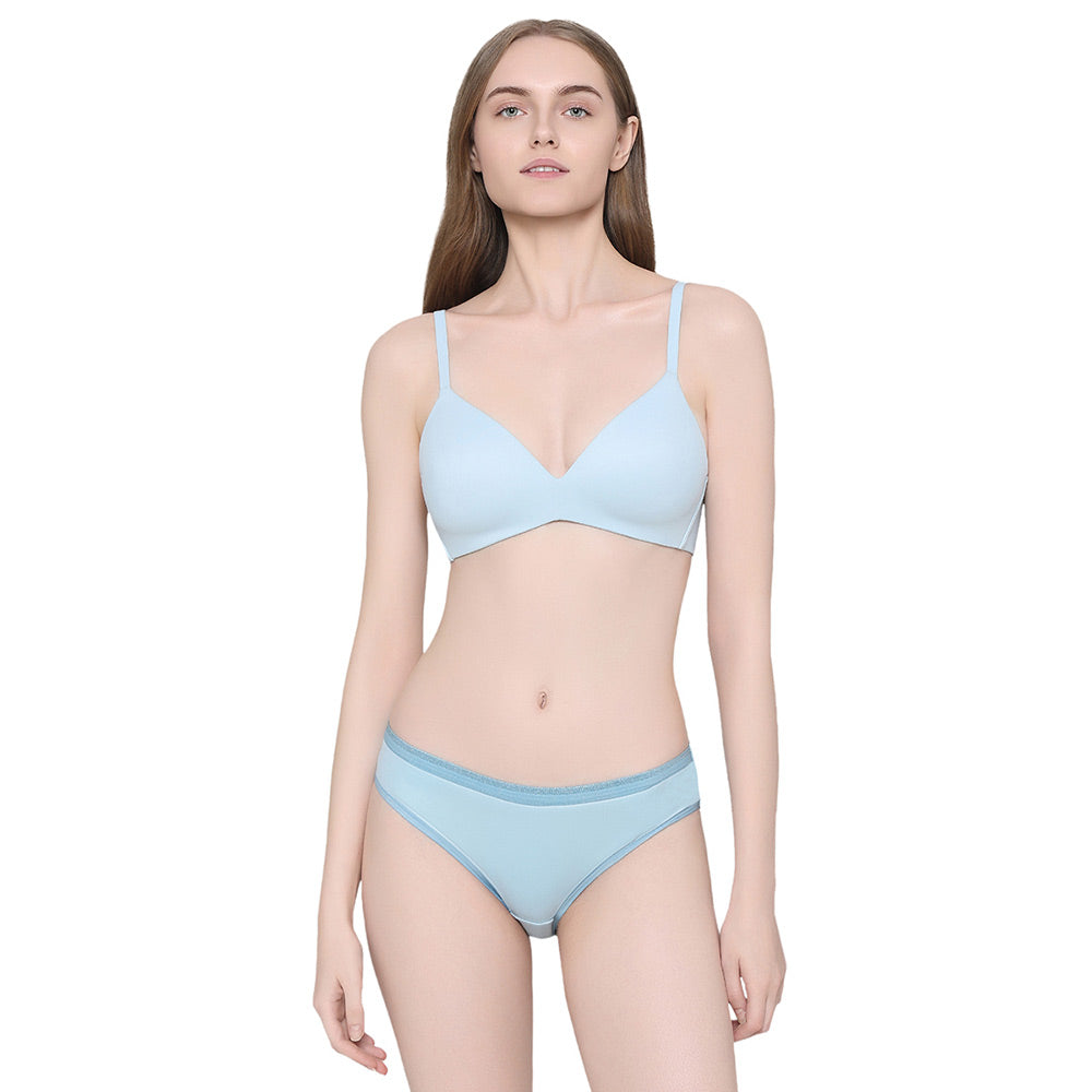 How Perfect Padded Non-wired 3/4th Cup Medium Coverage Seamless T-Shirt Bra - Light Blue