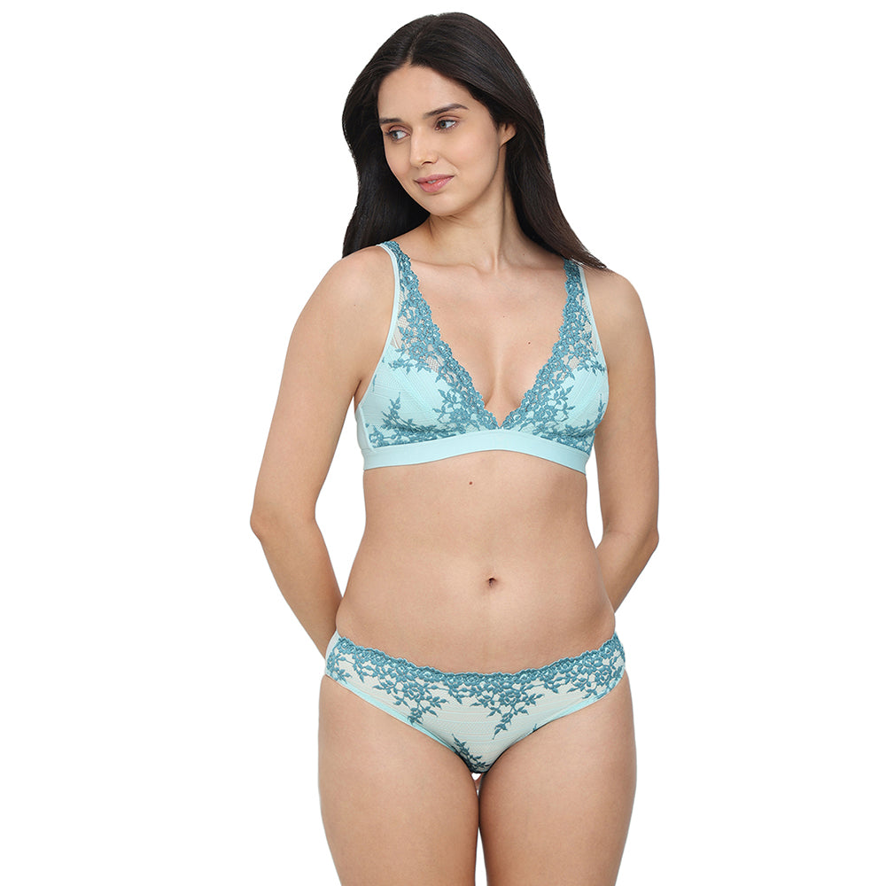 Embrace Lace Non Padded Non Wired 3/4th Cup Bridal Wear Medium coverage Lace Bralette - Aqua