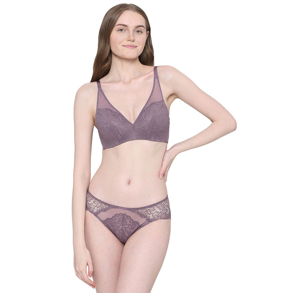 Emma Lace Low Waist Medium Coverage Bridal Wear Lace Bikini Panty - Purple