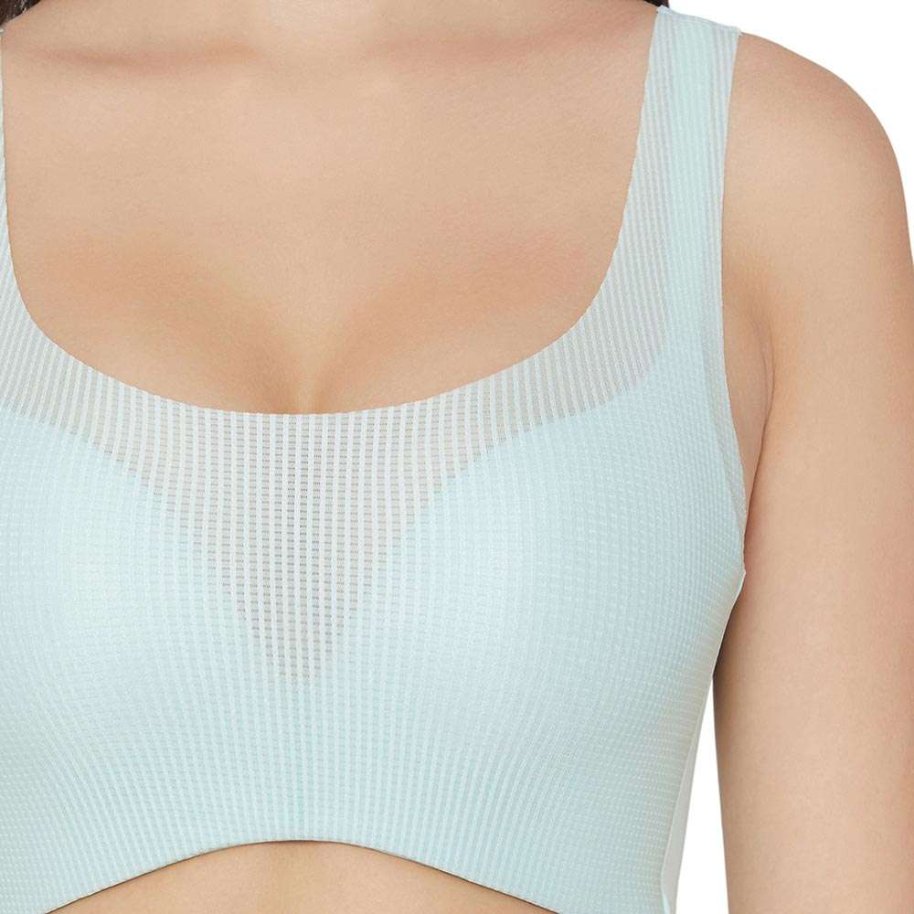 Aura Padded Non-wired 3/4th Cup Everyday Wear Full coverage Bra - Mint Green