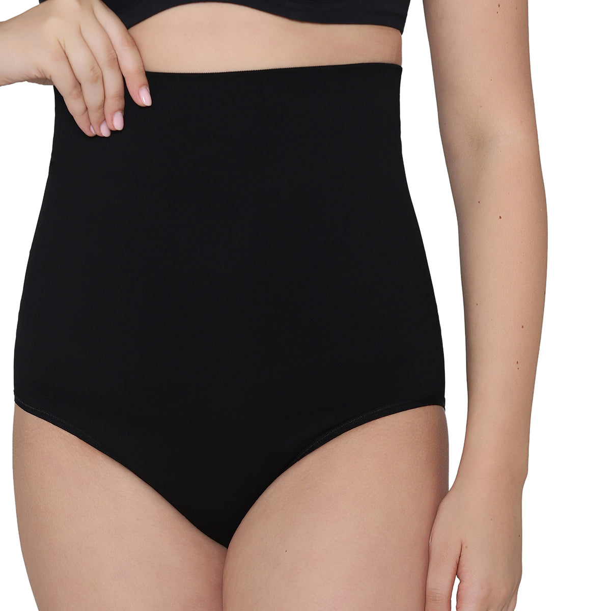 Wacoal Women’s Tummy Slimmer High-waist Full Coverage Seamless Shapewear Shaping Brief Black