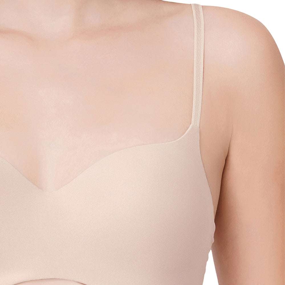 Basic Mold  Padded Non-wired  3/4th Cup Everyday Wear Seamless T-Shirt Bra - Beige
