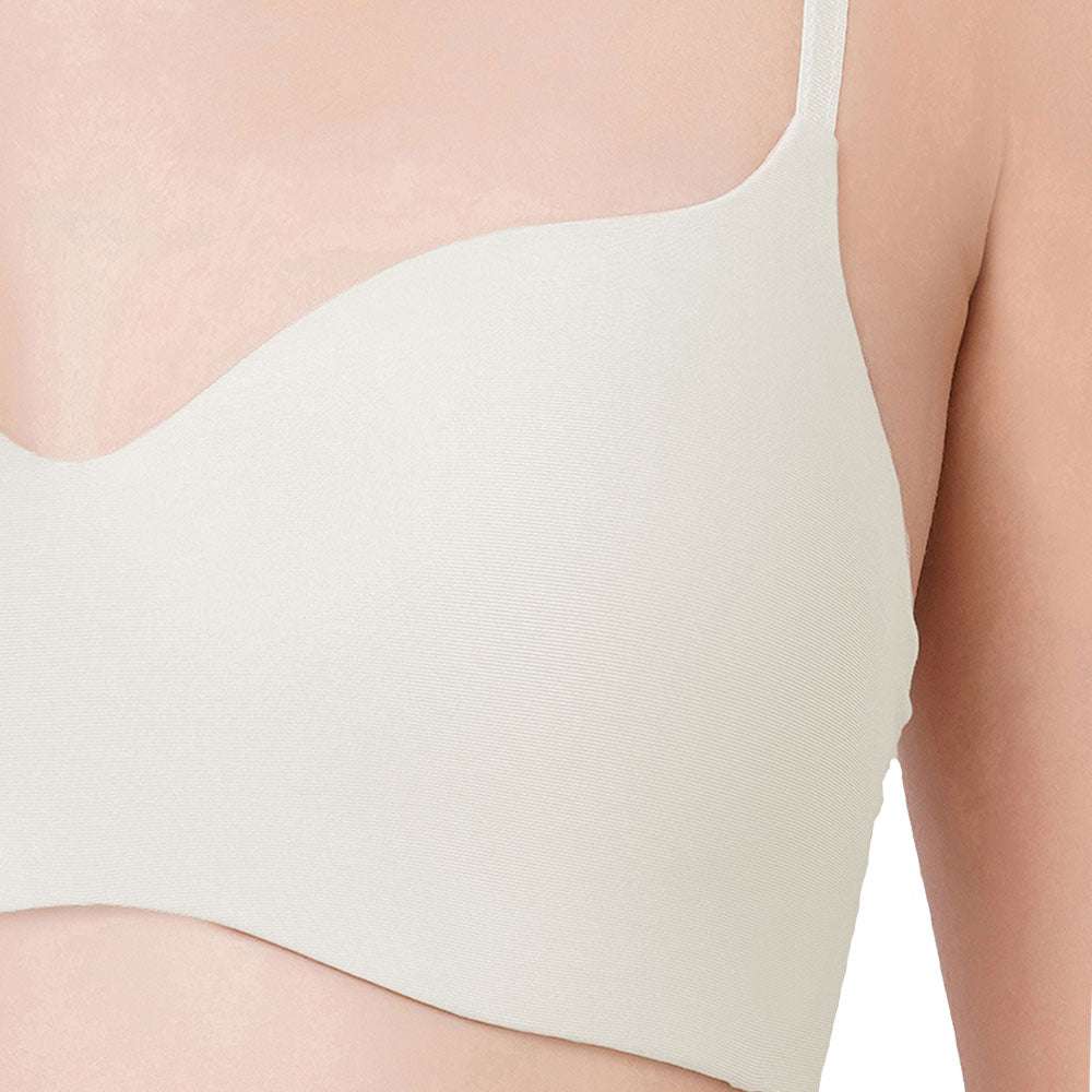 Basic Mold  Padded Non-wired  3/4th Cup Everyday Wear Seamless T-Shirt Bra - Cream