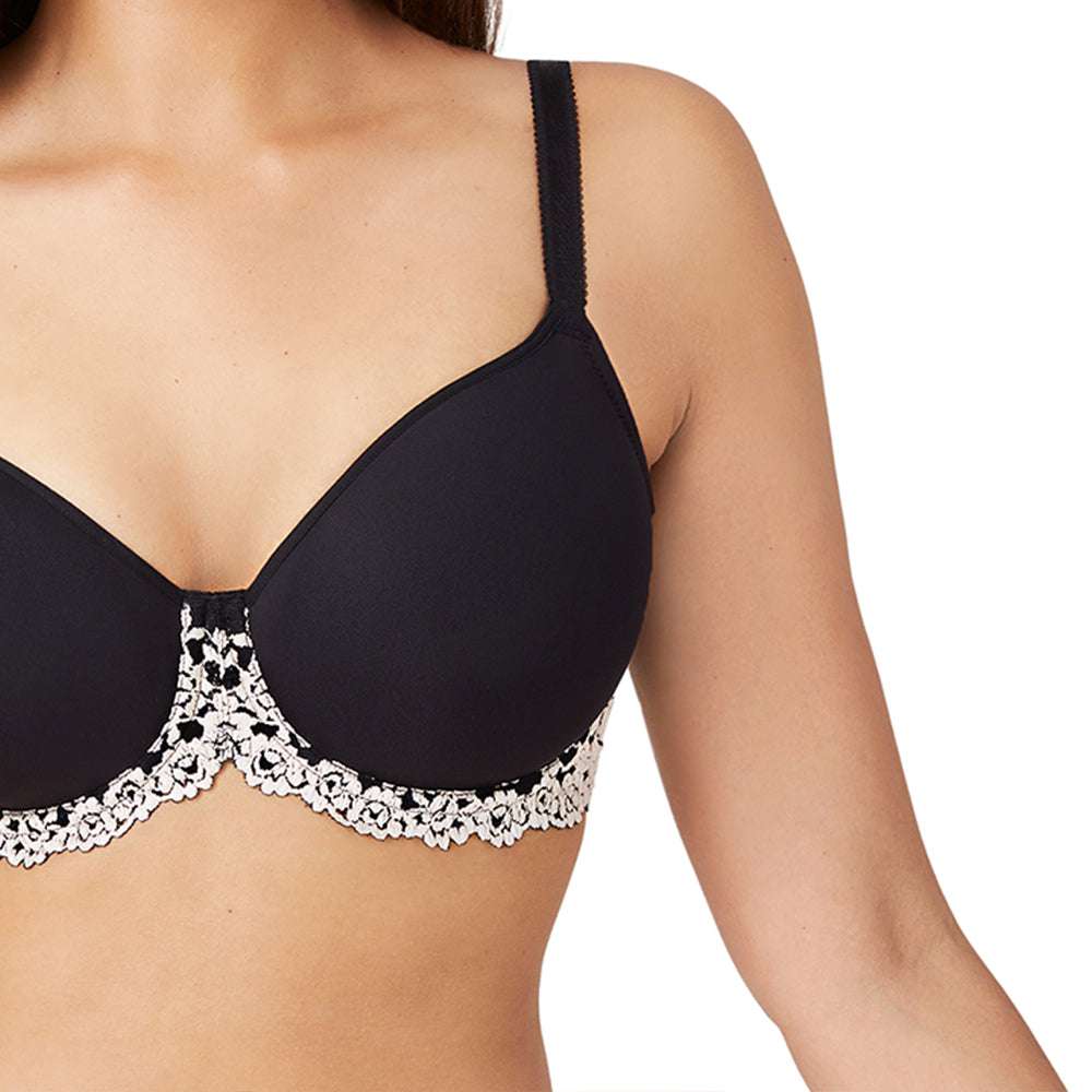 Embrace Lace Contour Padded Wired 3/4th Cup Everyday Wear Medium coverage T-Shirt Bra - Black